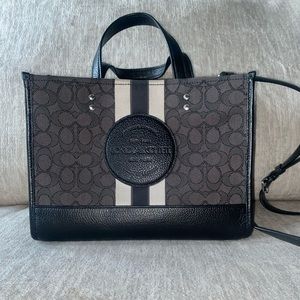 Coach tote purse